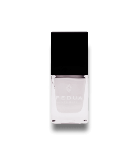 Water White Nagellack
